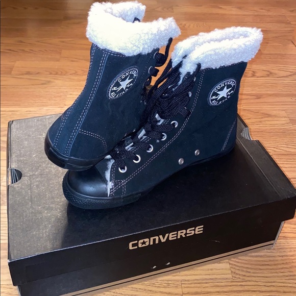 Chuck Taylor All Star Winter High Top🔥Brand New🔥 - Picture 1 of 3